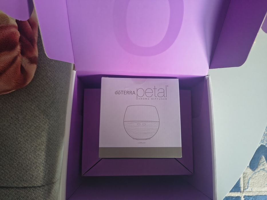 Difuzor aromaterapie doTERRA Petal – Nou