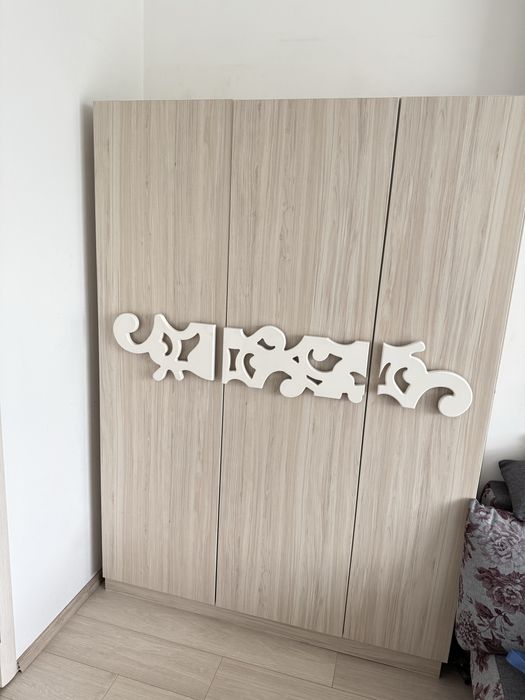 Продава се гардероб