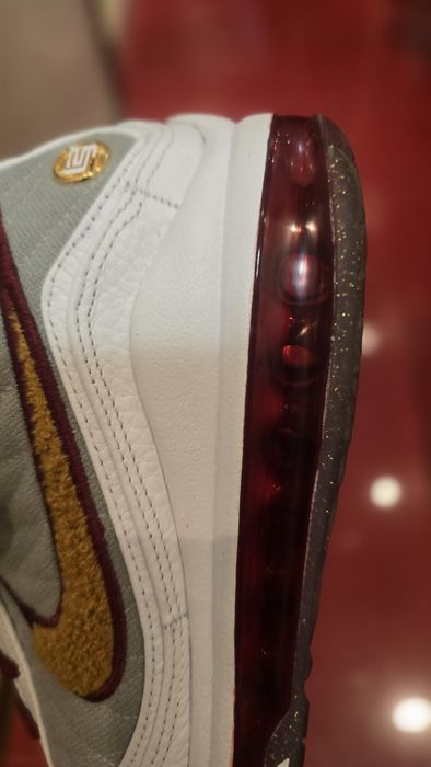 Сникърси Lebron VII Qs CZ8915 100 Бял