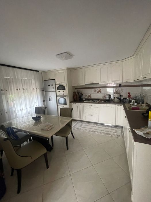 Casa cu etaj Orășeni Deal comuna Curtesti Botoșani