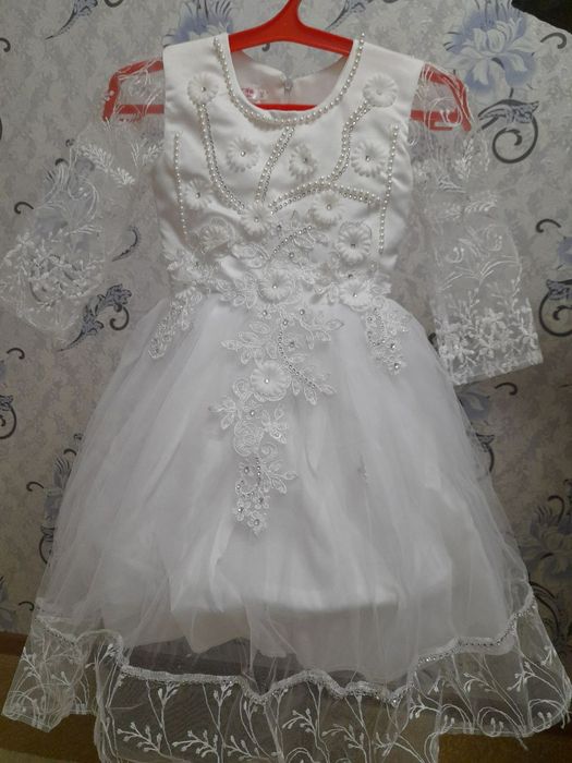 Белое платье для девочек