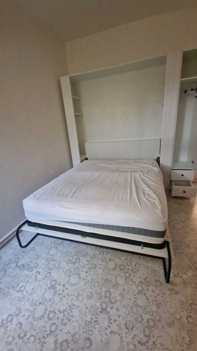 Pat rabatabil, incastrat in mobilier, stare foarte buna, fete de MDF infoliat