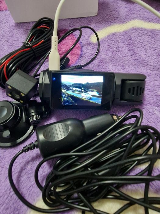 Cameră bord auto cu 3 camere