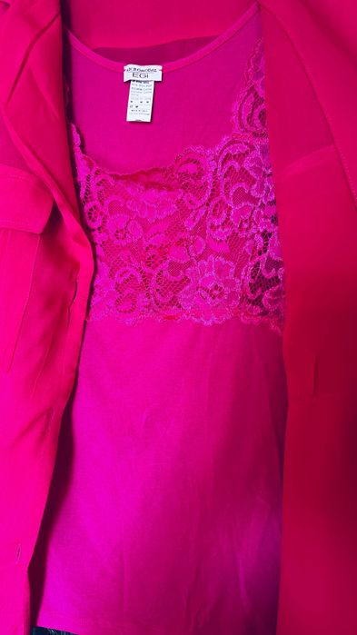 Маркови дамски комплекти на супер цена!