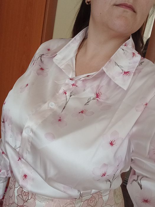 Дамска сатенена риза