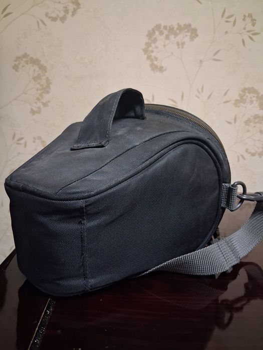 Фотоаппарат Canon 1100d