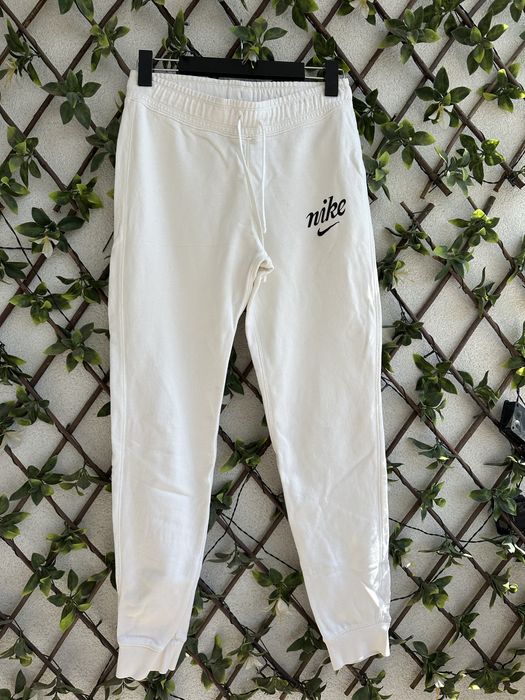 Pantaloni de trening nike crem S