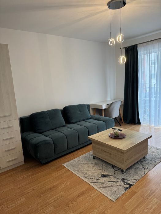 Inchiriez apartament cu 2 camere Brasov
