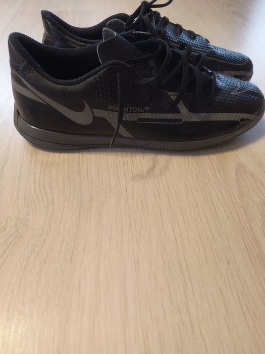 Футболни обувки за момче Nike