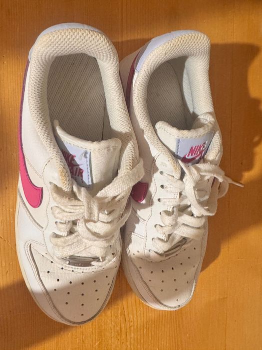 Nike дамски маратонки/кецове носени