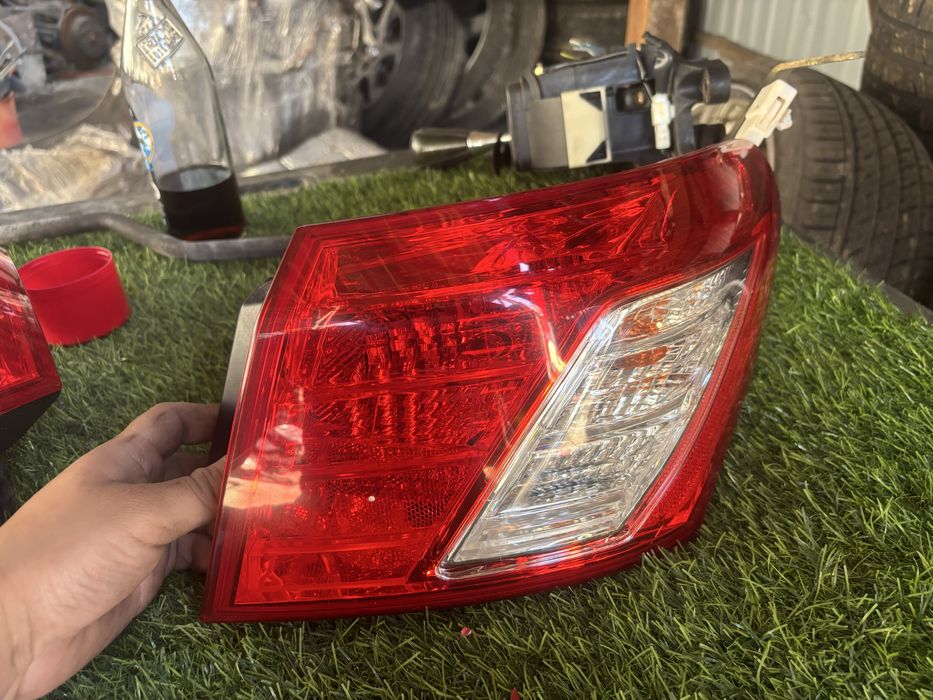 Фонарь задний левый es 350 lexus