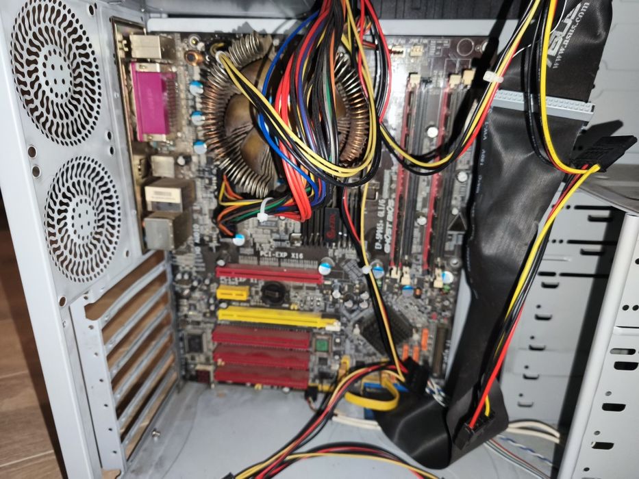 Компютър със Intel Pentium D