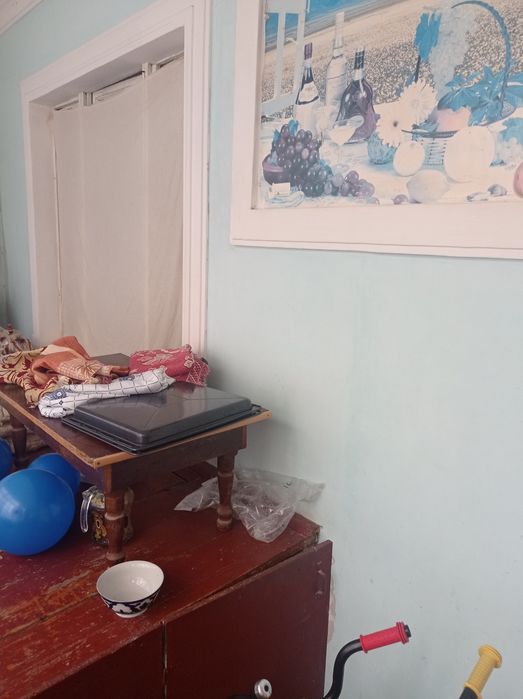 Купкаватли уйдан 3хонали 1 каватдан уй сотилади.