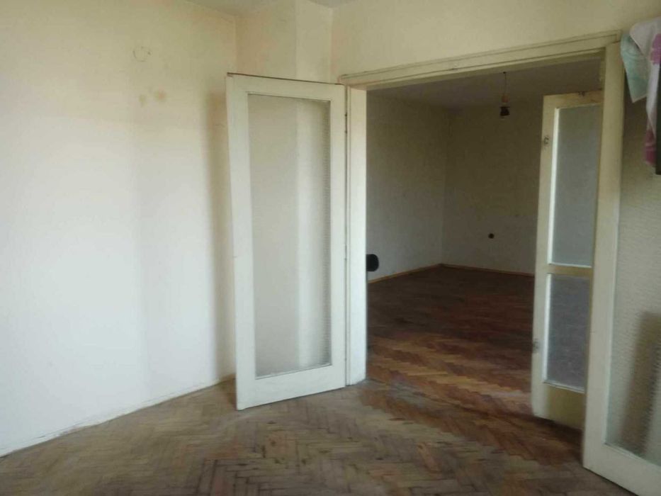 Продава се Четиристаен апартамент в Пазарджик, Запад - 87 кв.м за 684 €/кв.м - Снимка #19