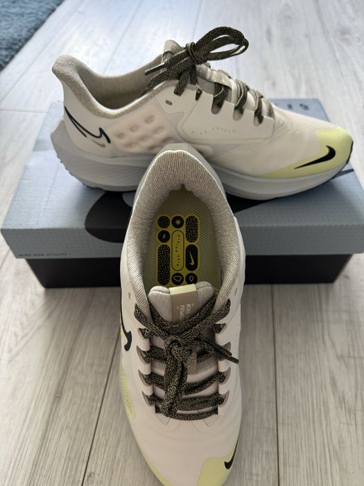 Nike Air Zoom Pegasus 39 Shield