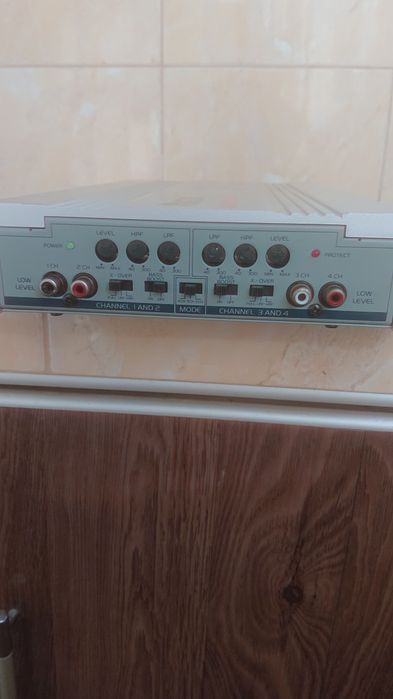 Авто усилвател Магнат Раптор