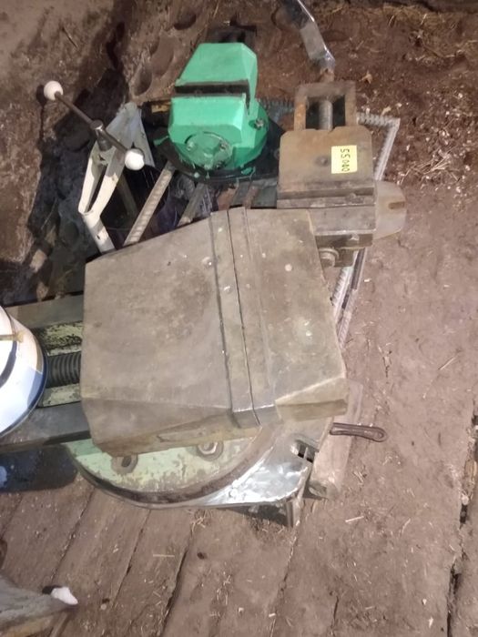 Тиски сверлильный