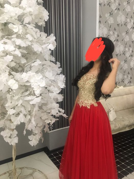 Платье на выпускной, той