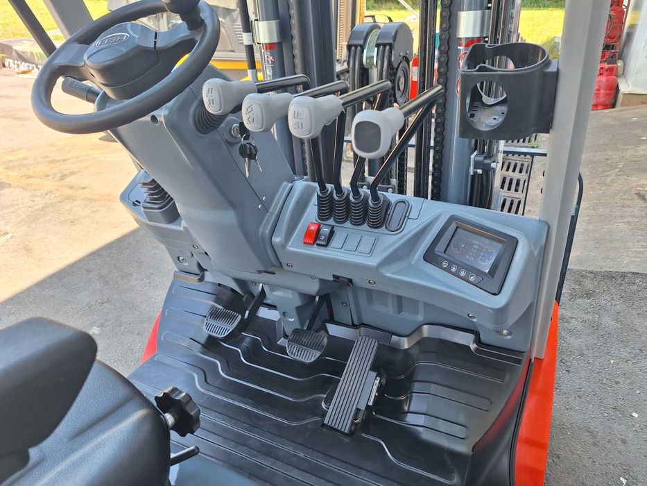 Мотокар HELI CPYD25 (НОВ) - 4700 mm