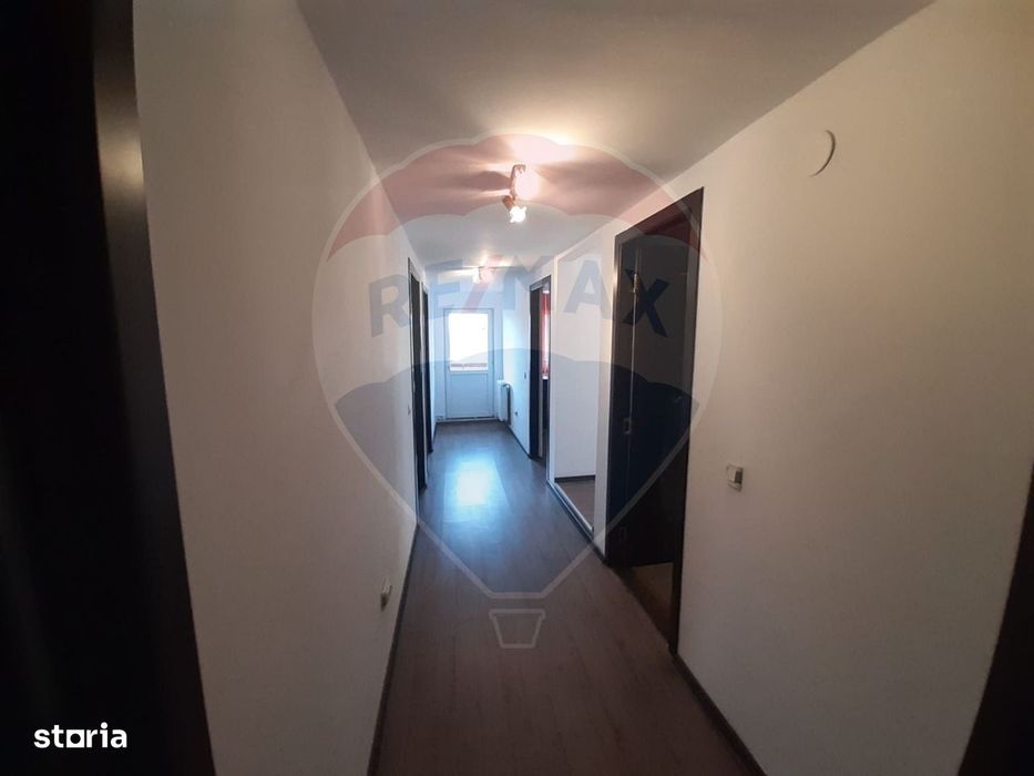 Casă / Vilă cu 7 camere în zona Bran-Tohanita, Brasov