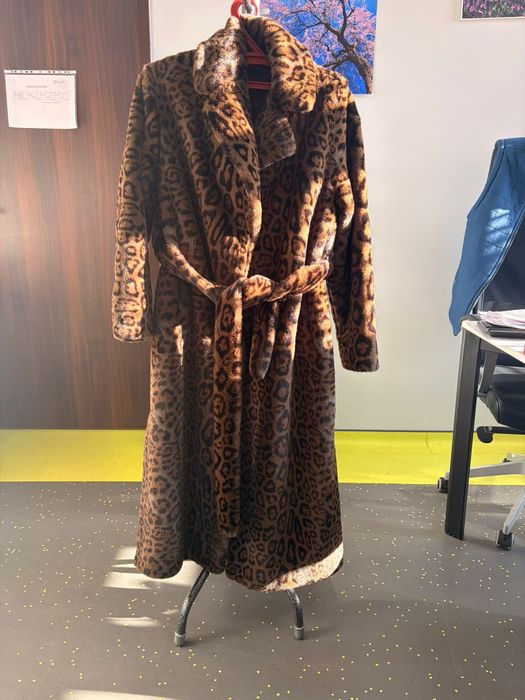 Продам шубу искусственную