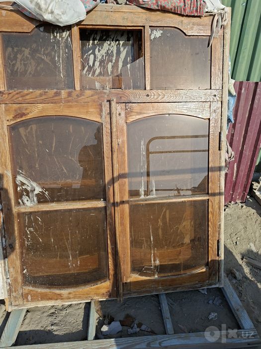 1та эшик 3та деразалар арзон нархда бераман кимга керак булса алокада