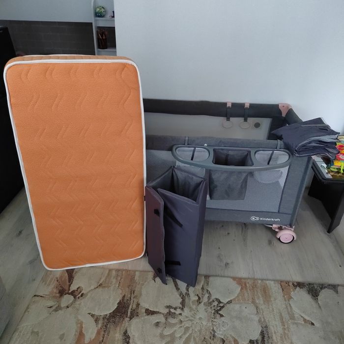 Бебешко креватче KINDERKRAFT + матрак
