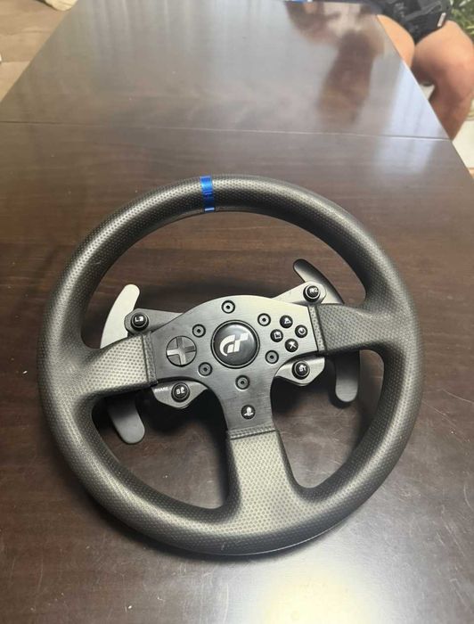 Thrustmaster T300RS GT + Thrustmaster TH8S Shifter