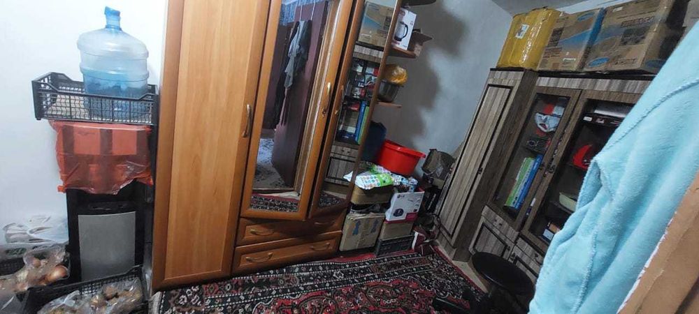 4 комнатная / на 8 микрорайоне