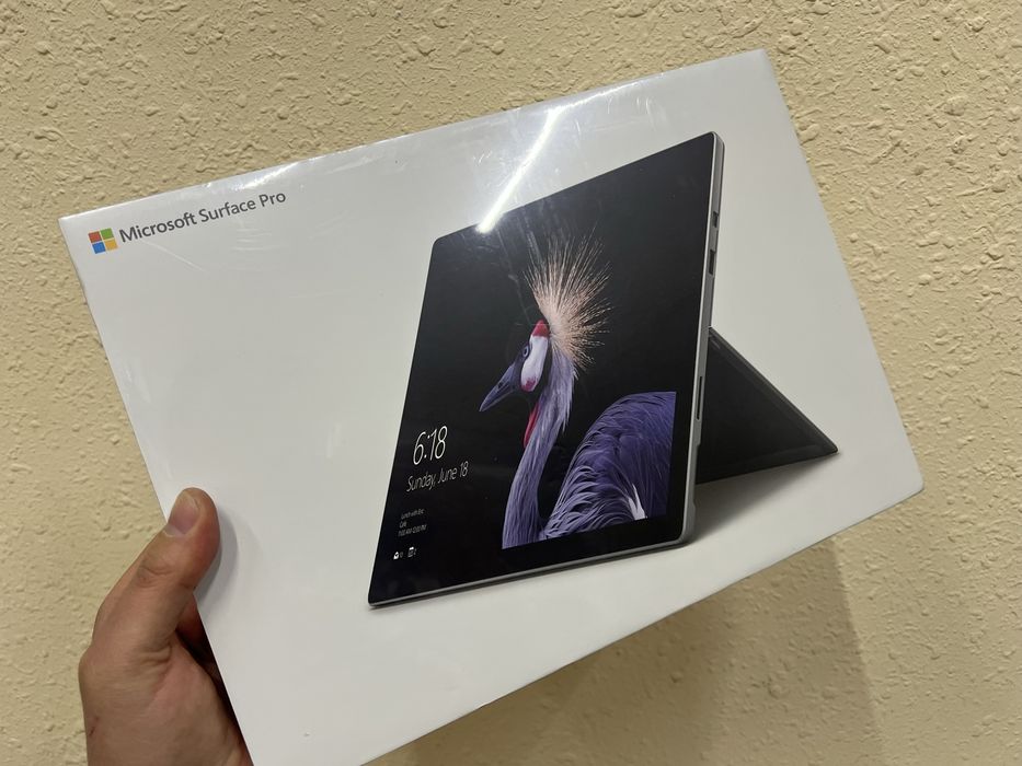 Surface Pro 6 i5 8gb 256 ssd новый open box