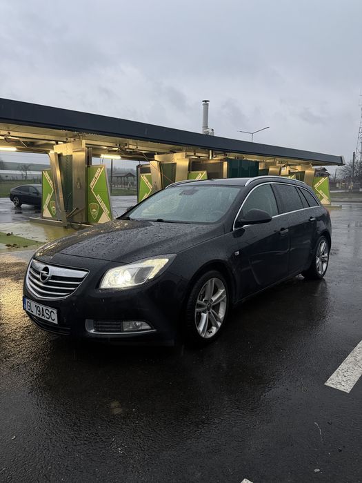 Opel insignia 2011