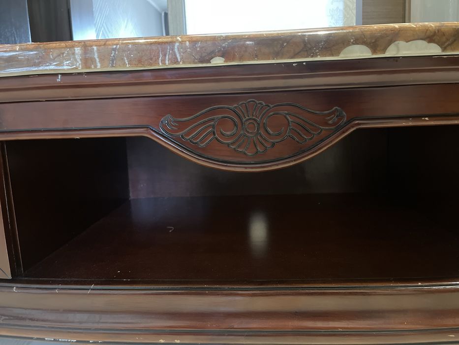 Тумба под телевизор