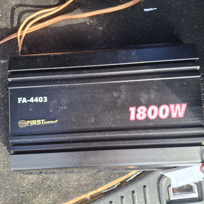 Vând subwoofer auto