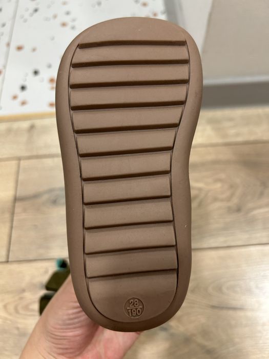 Ботинки новые на осень-весну