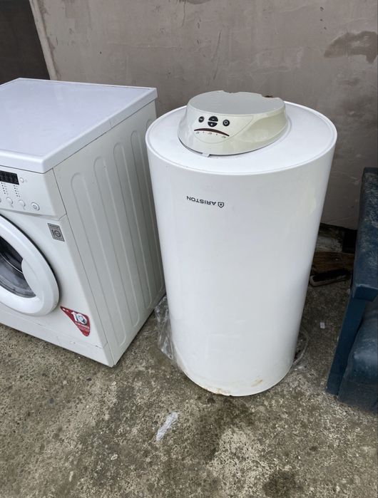 Vând mașina de spalat si boiler electric!