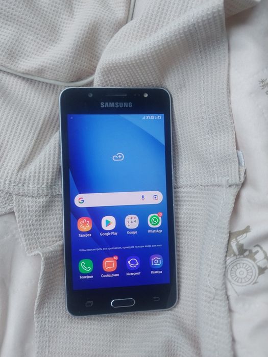 Телефон самсунг J5 2016