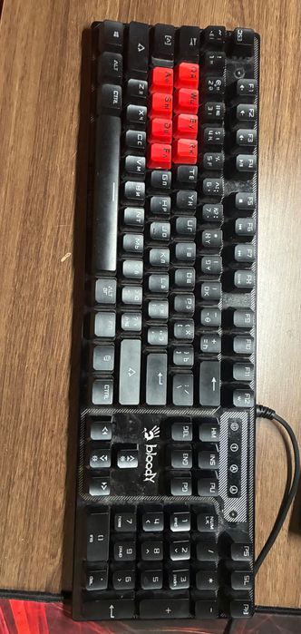 Клавиатура Bloody