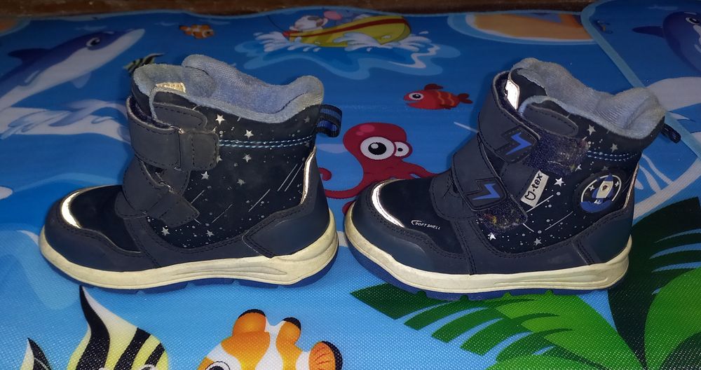 Продам детскую обувь для мальчика