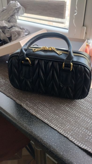 Geanta Miu  Miu.