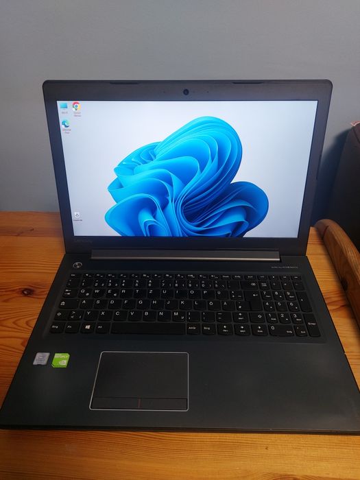 Laptop Lenovo i7-gen a7-a, video dedicata 4Gb, Ssd 128Gb+Hdd 1Tb