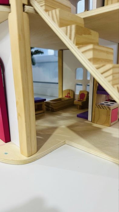 Продам детский домик для кукол