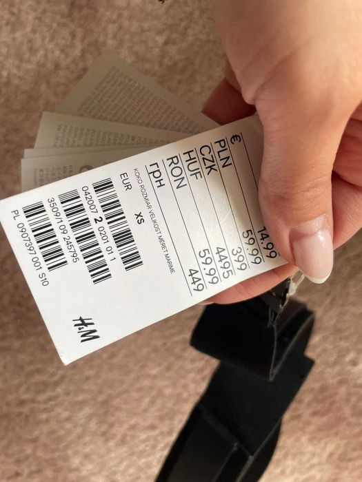 Чисто нов колан H&M.