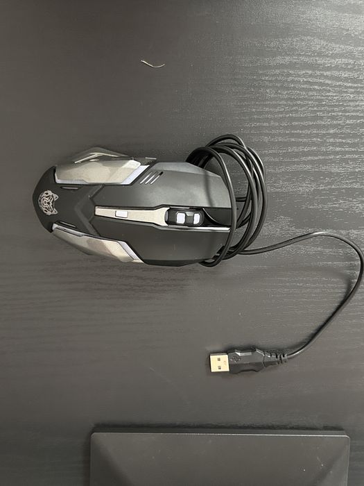 Vând PC Windows 10 pro