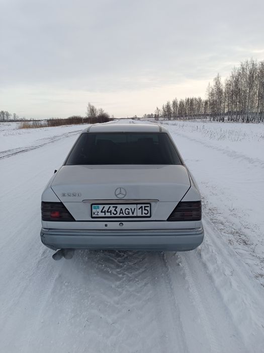 Продам Мерседес Е 220