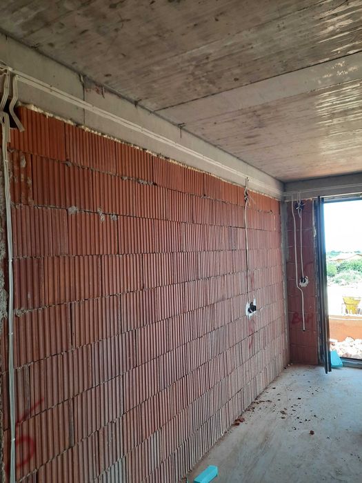 Нова електроинсталация и преустройство – къщи и апартаменти.