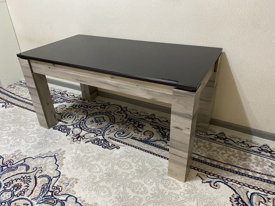 Журнальный столик 400.000