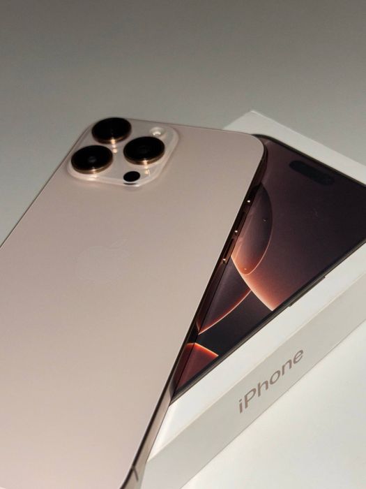 Айфон 16 про мах