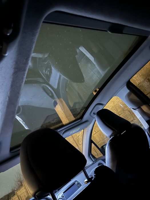 Toyota Yaris III Facelift Hybrid 12.2014 1.5 benzina+electric Automata