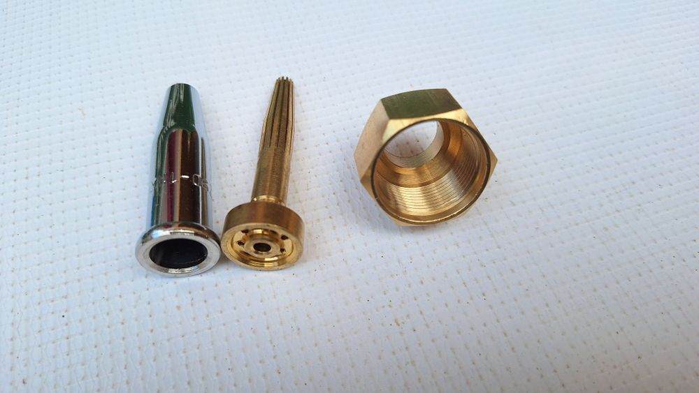 Резаци тип Autogen и тип Харис,маркуч, дюзи, вентили.Единично и компл.