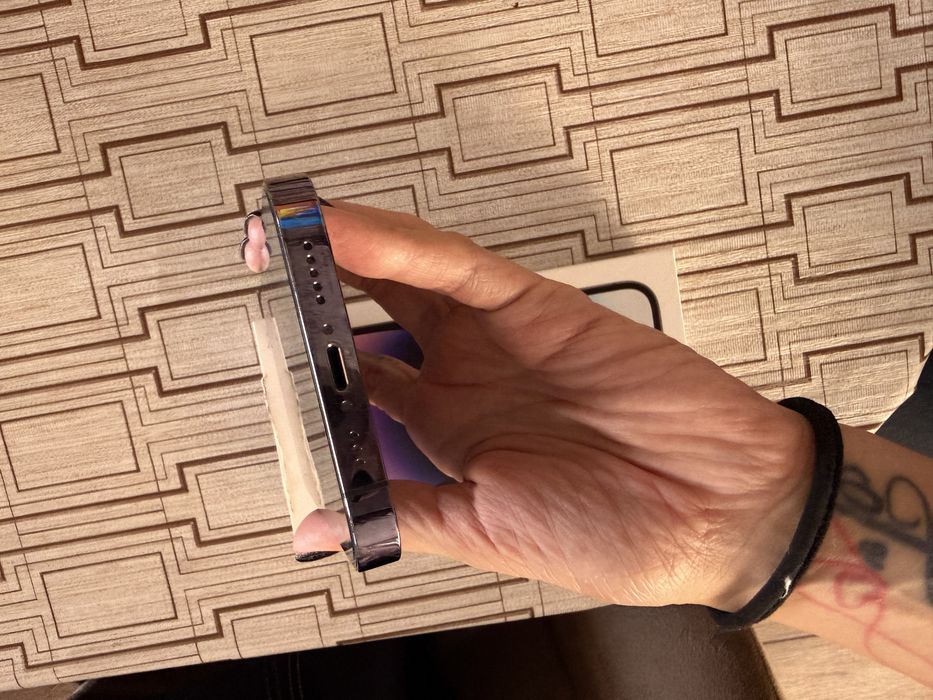 Iphone 14 pro Deep purple
